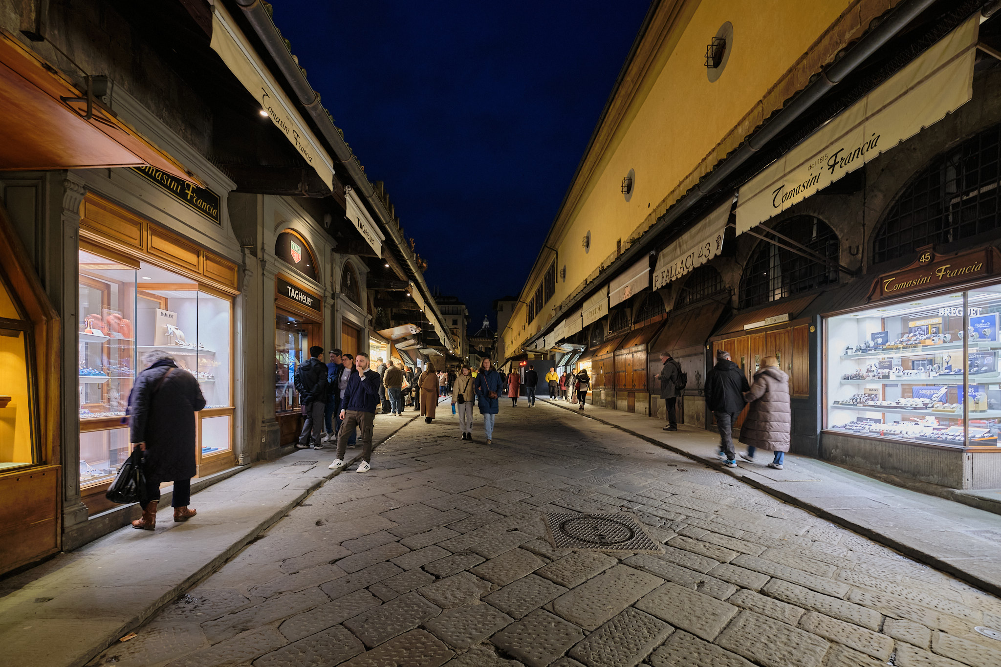 Passeggiando sul Ponte Vecchio
