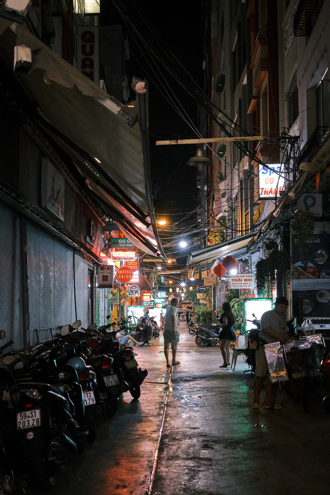 Ho Chi Minh night life