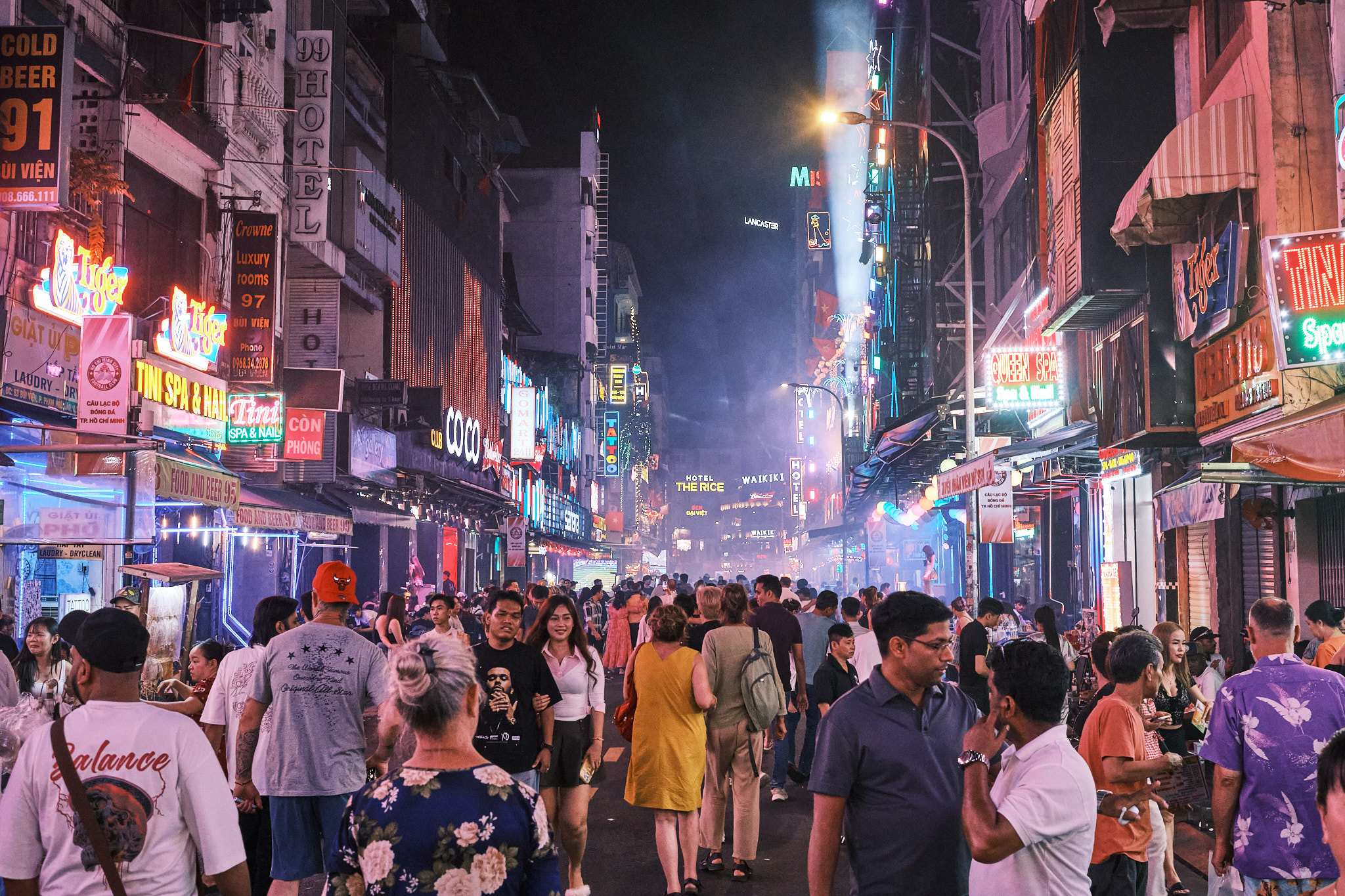 Ho Chi Minh night life