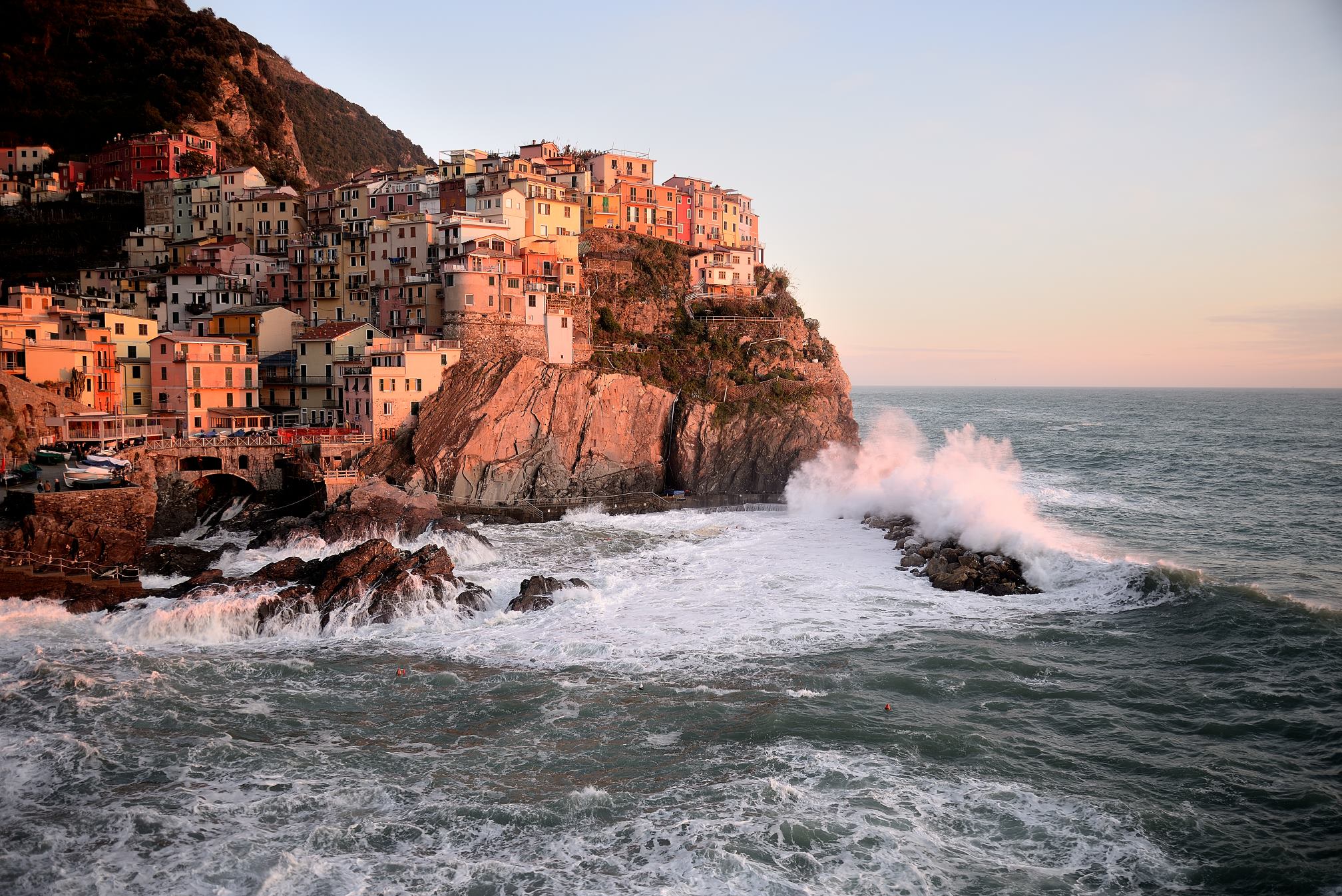 Mareggiata a Manarola