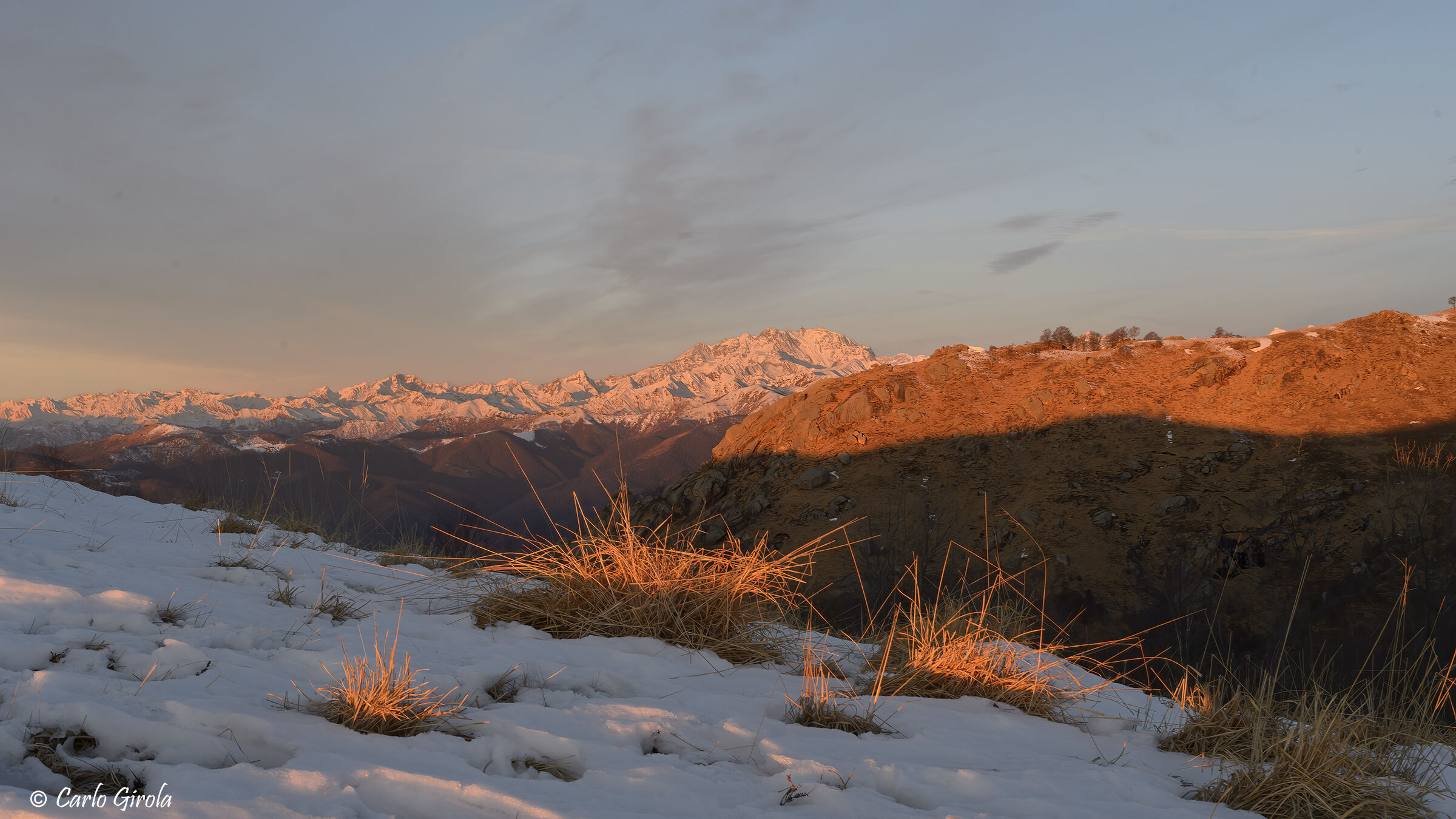 Il Monte Rosa nell'alba