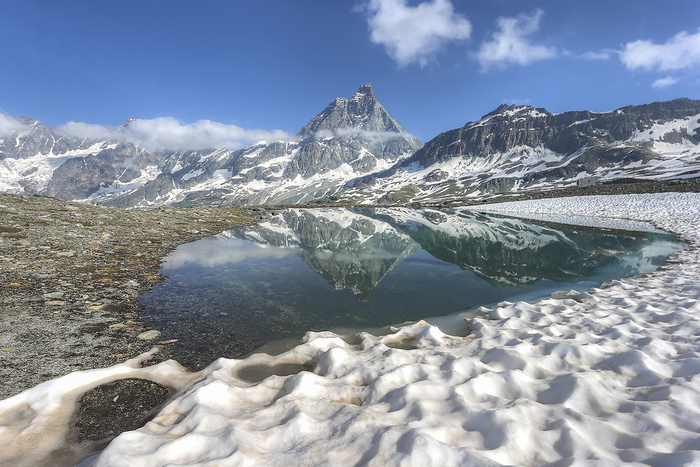 Il Cervino e i suoi laghetti