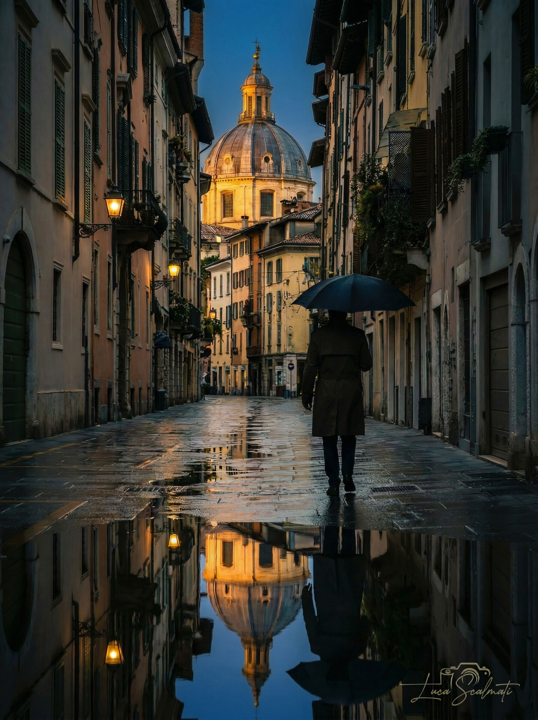 Contrada del Carmine