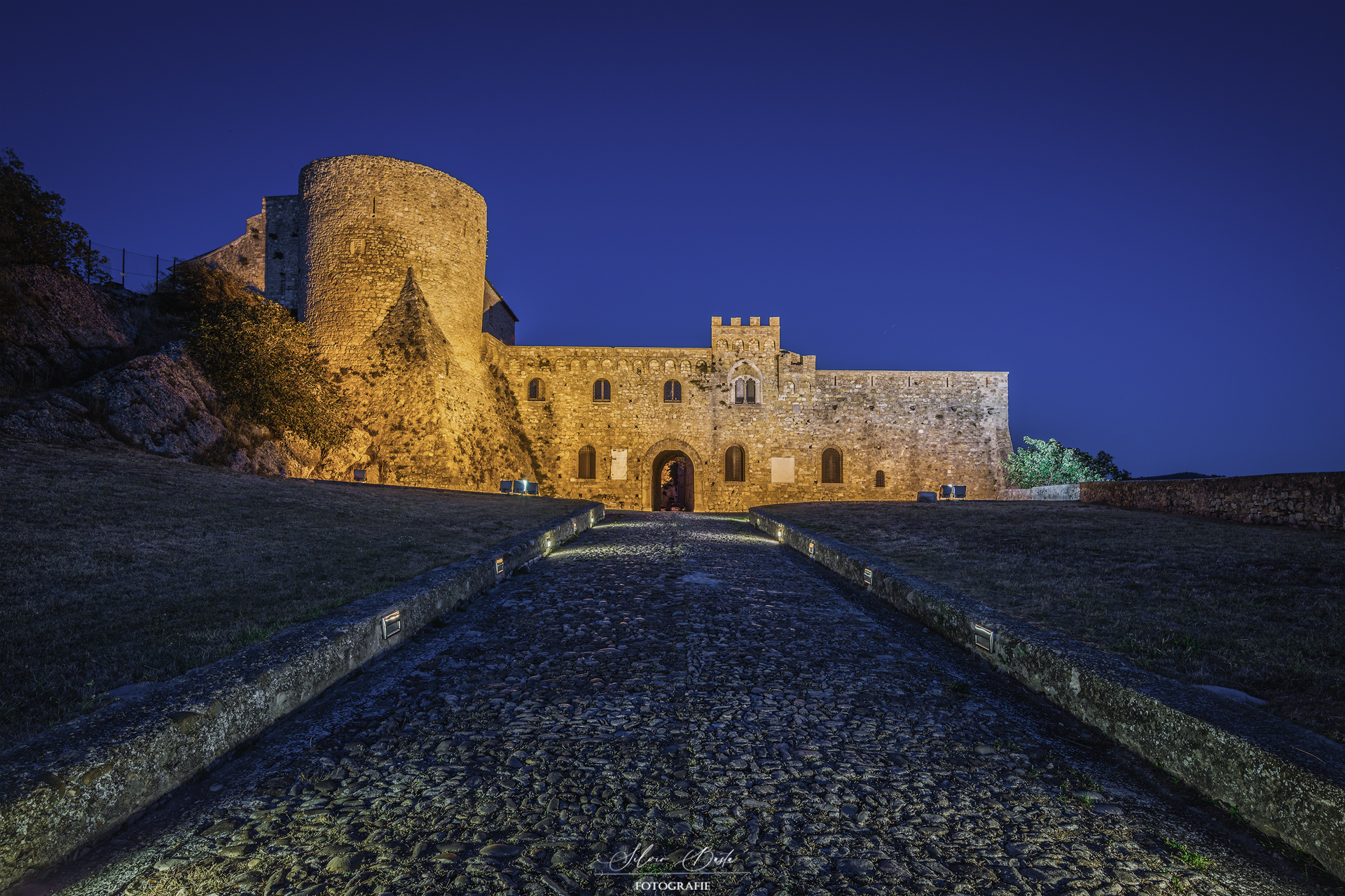 CASTLE OF BOVINO