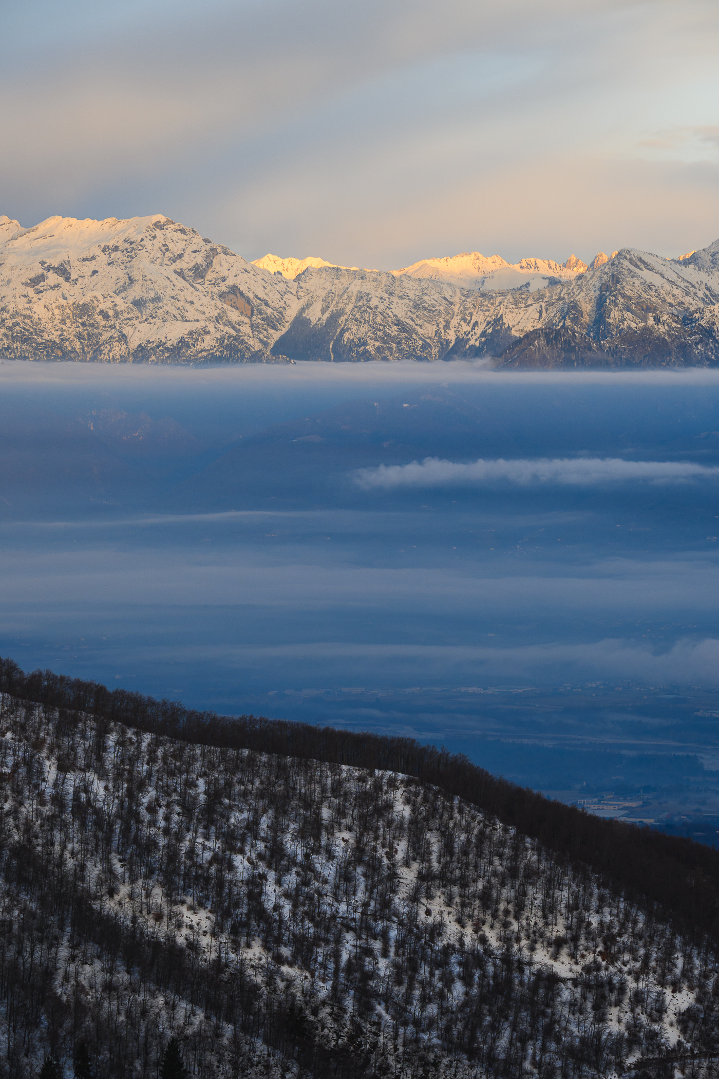 The sea of clouds above Valbelluna