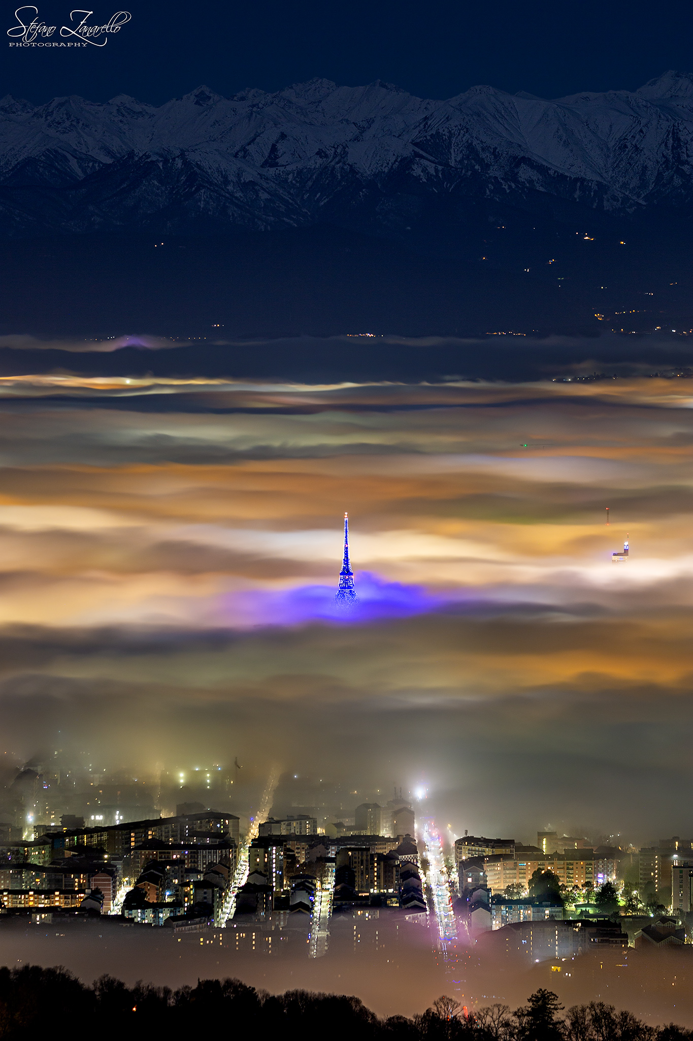 Un pinnacolo nella nebbia