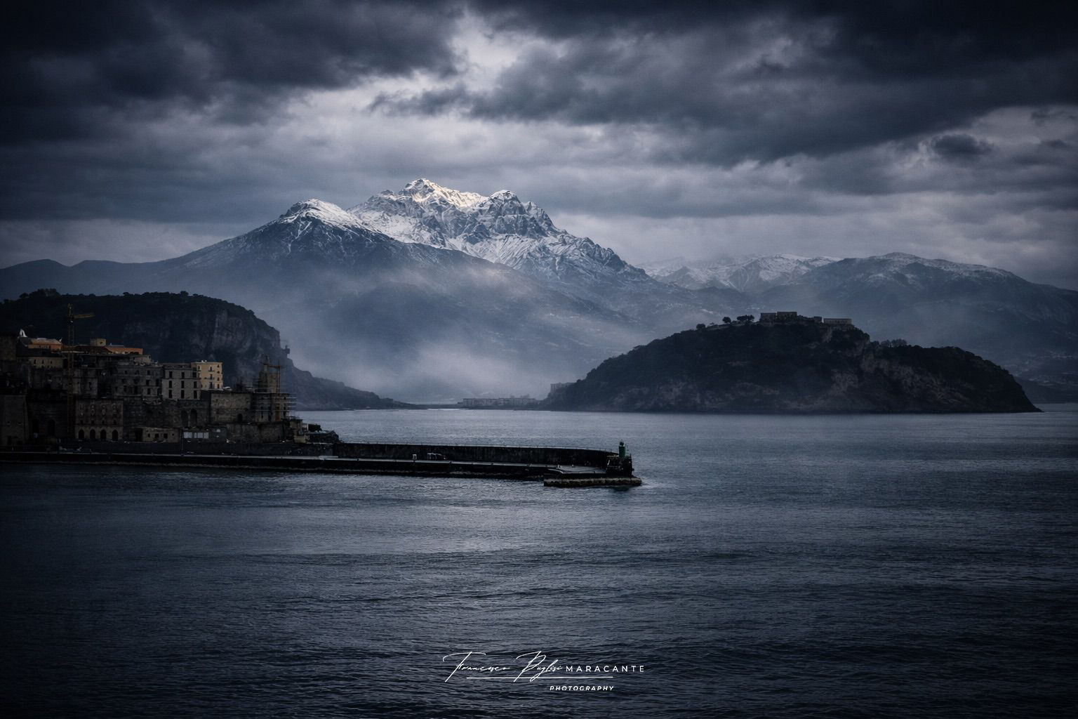 Il Faito visto dal mare