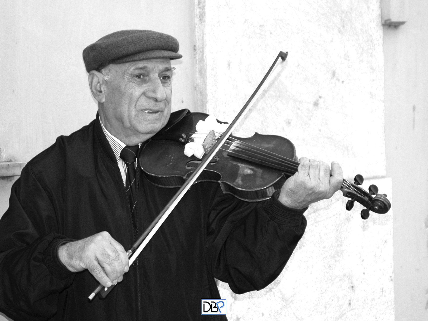 Street violinist