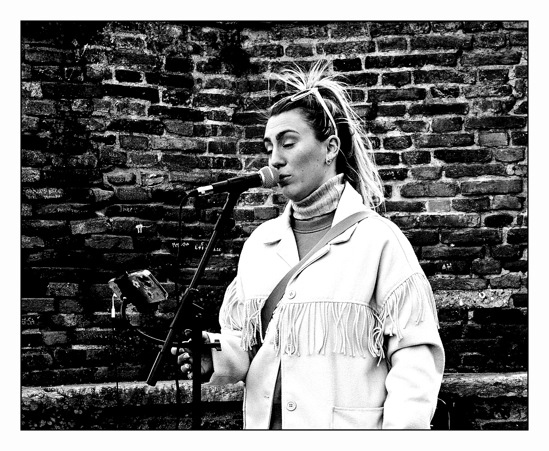 A voice with its back to the wall