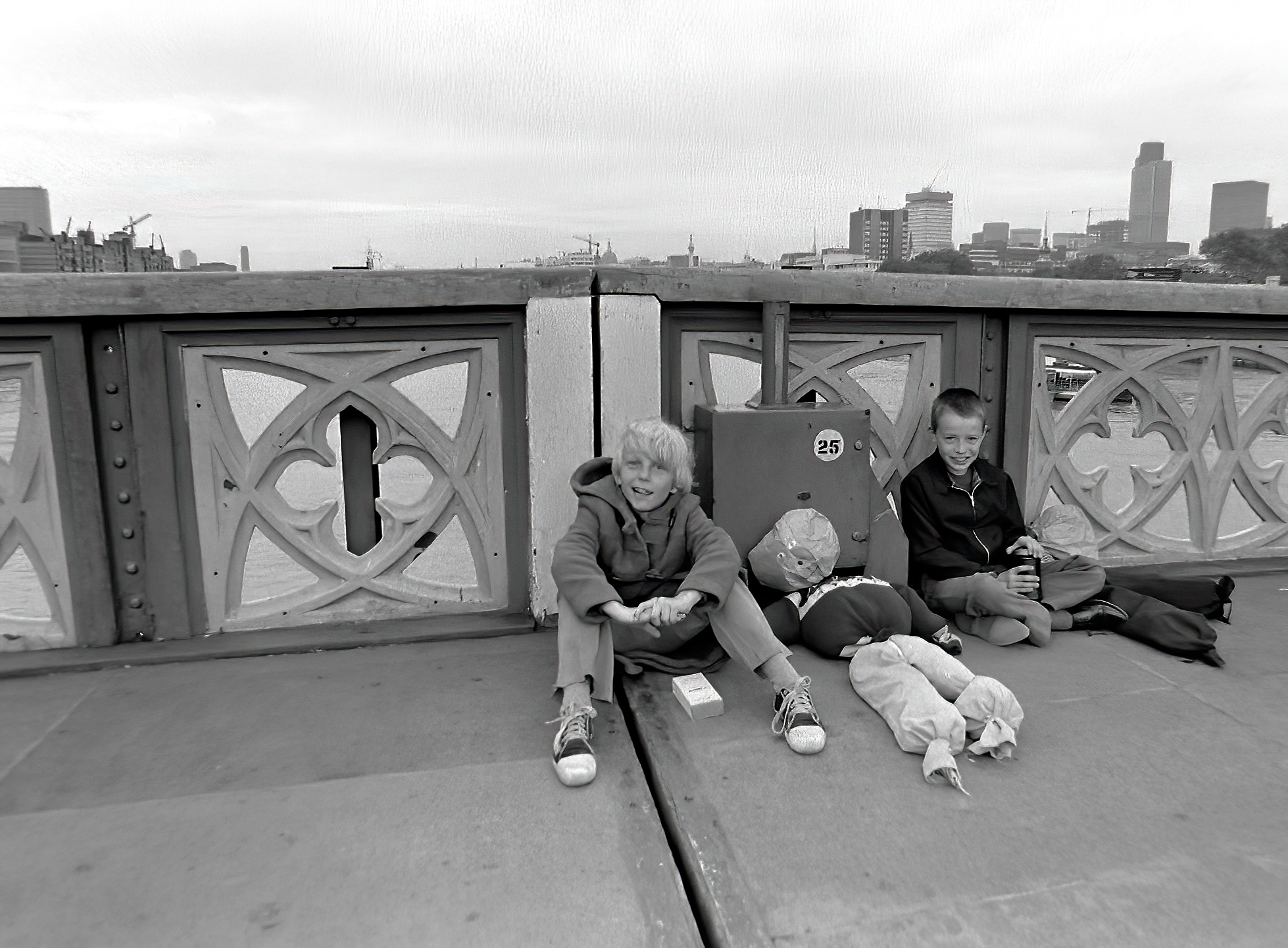 Boys Londinesi pazzarielli