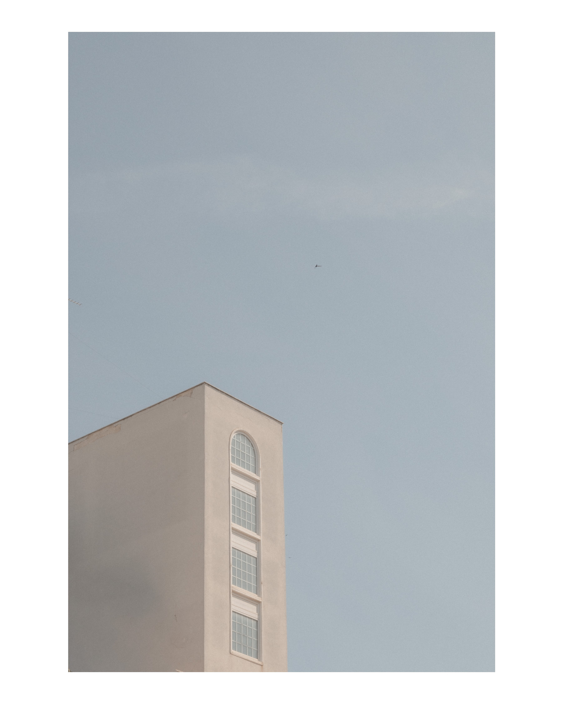 Suspended geometries