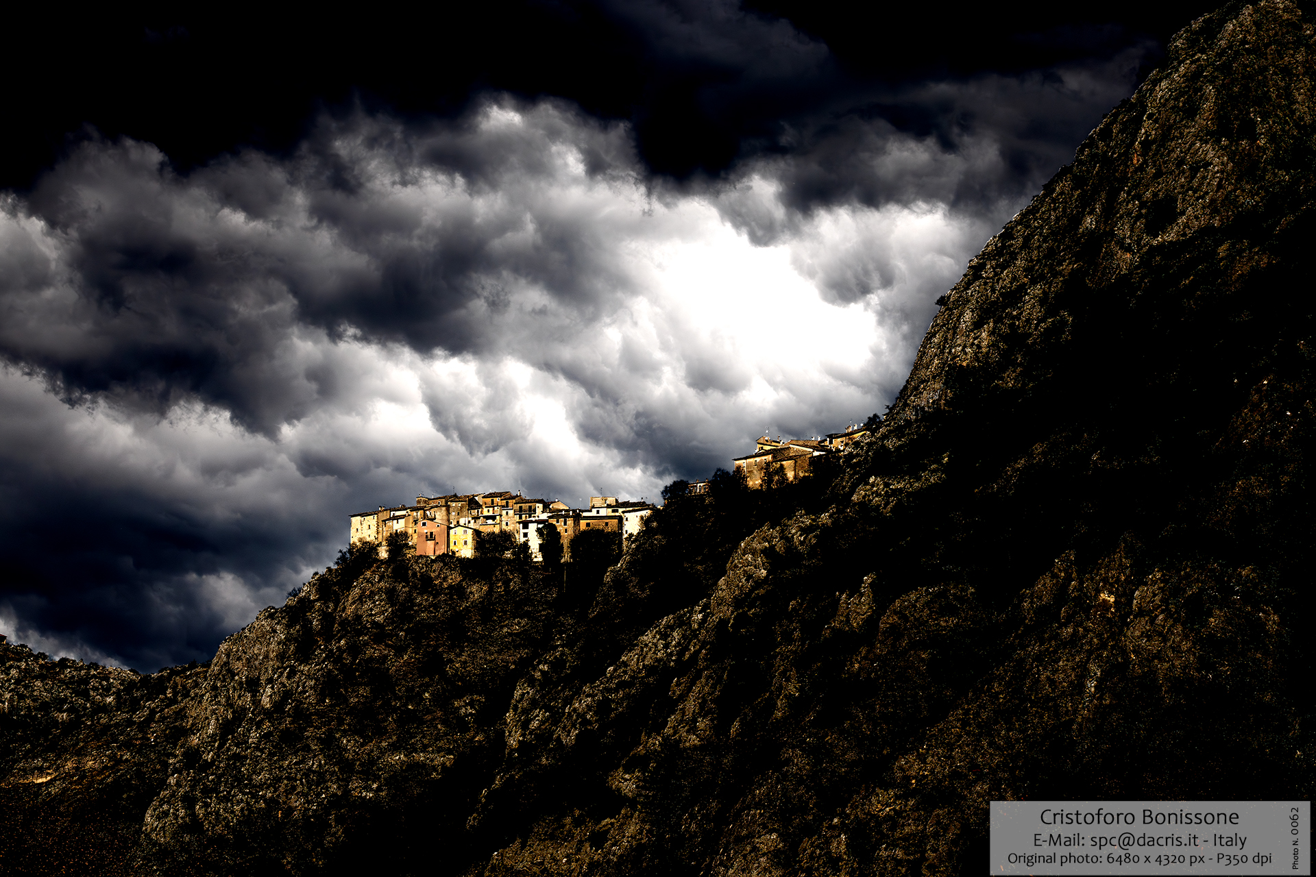 Italy Mountain Village - Photo 0062