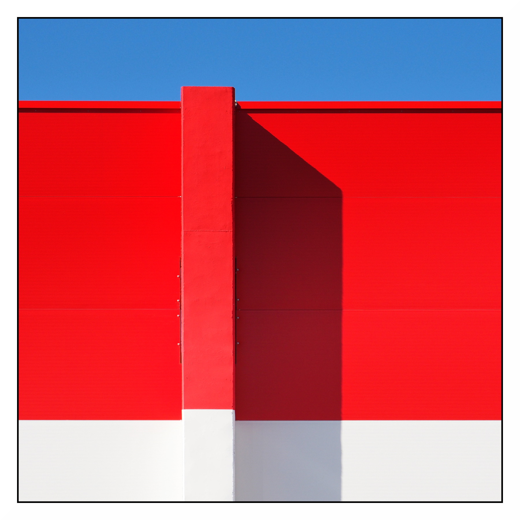 Industrial minimal