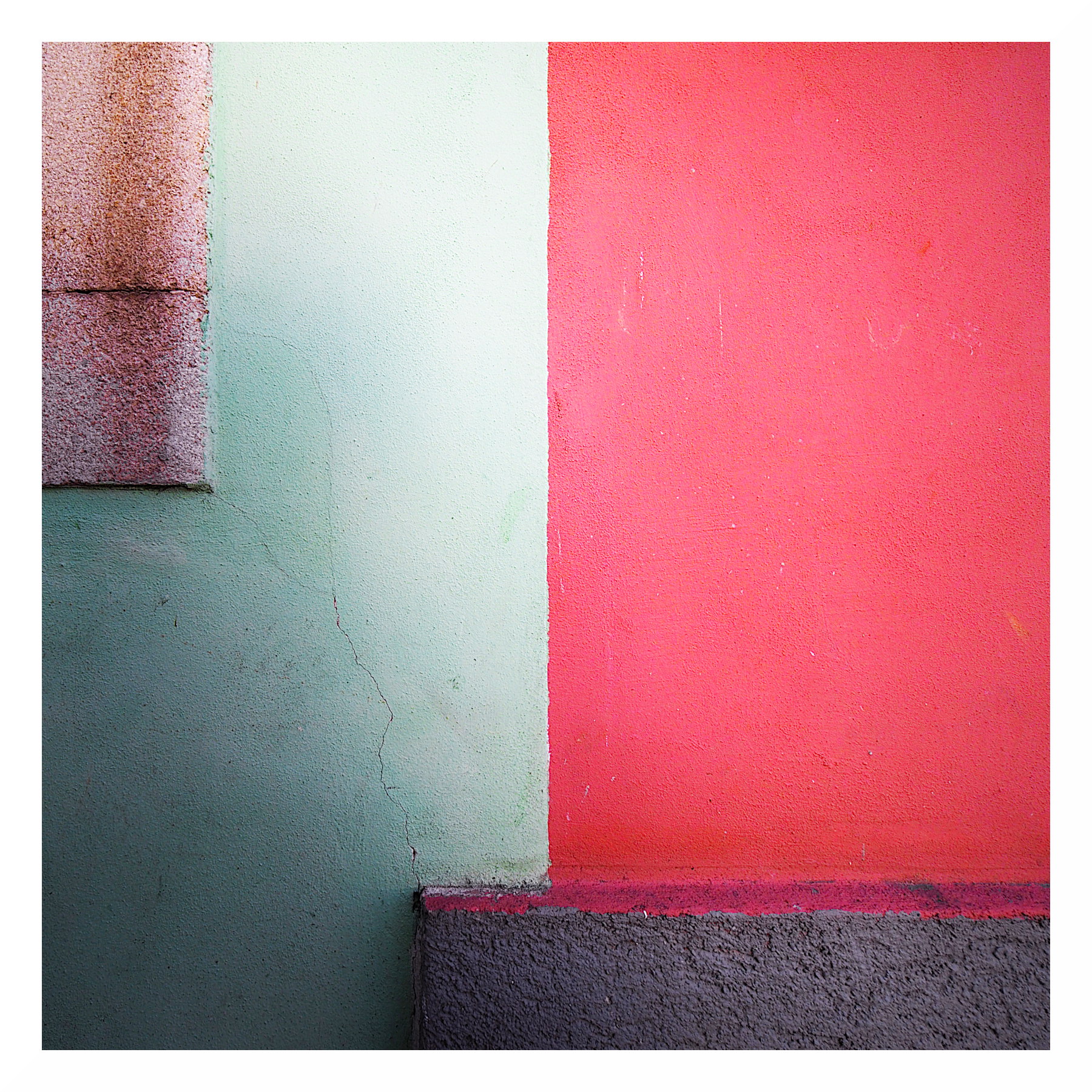 Minimal wall