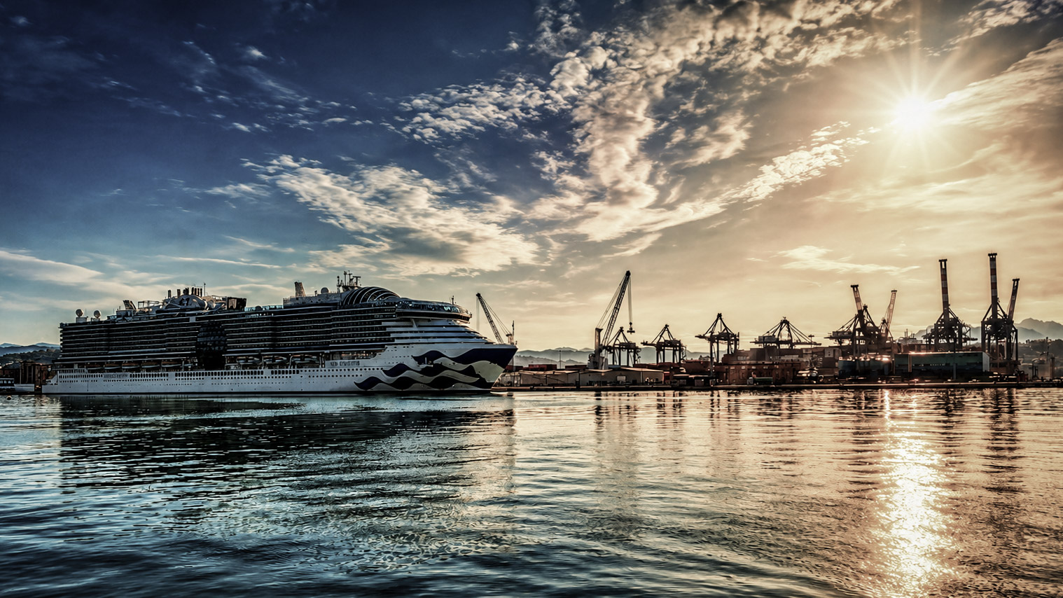 Molo Italia, La Spezia