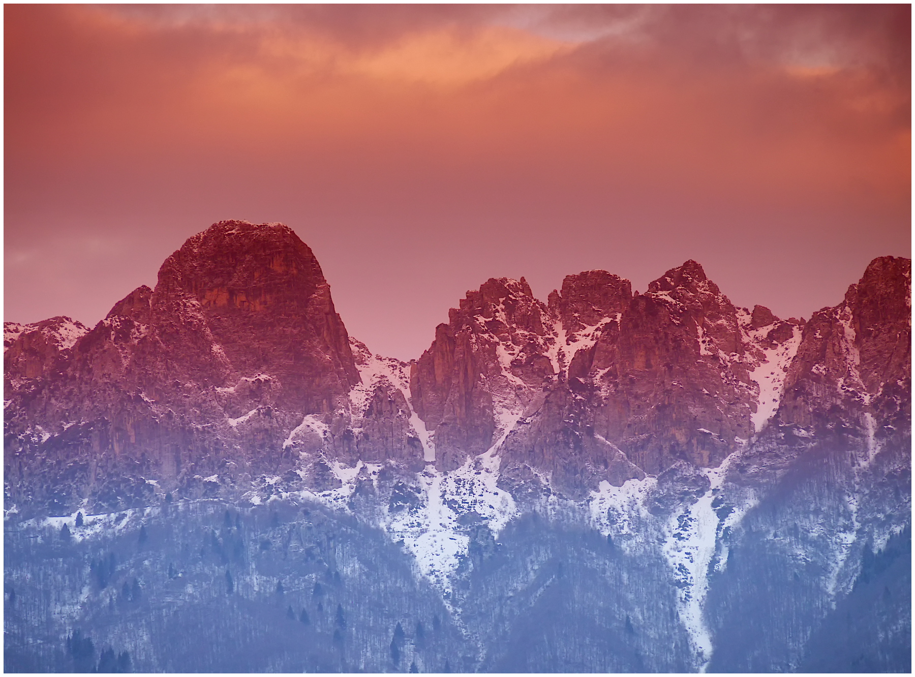 Sunrise on the Sengio Alto