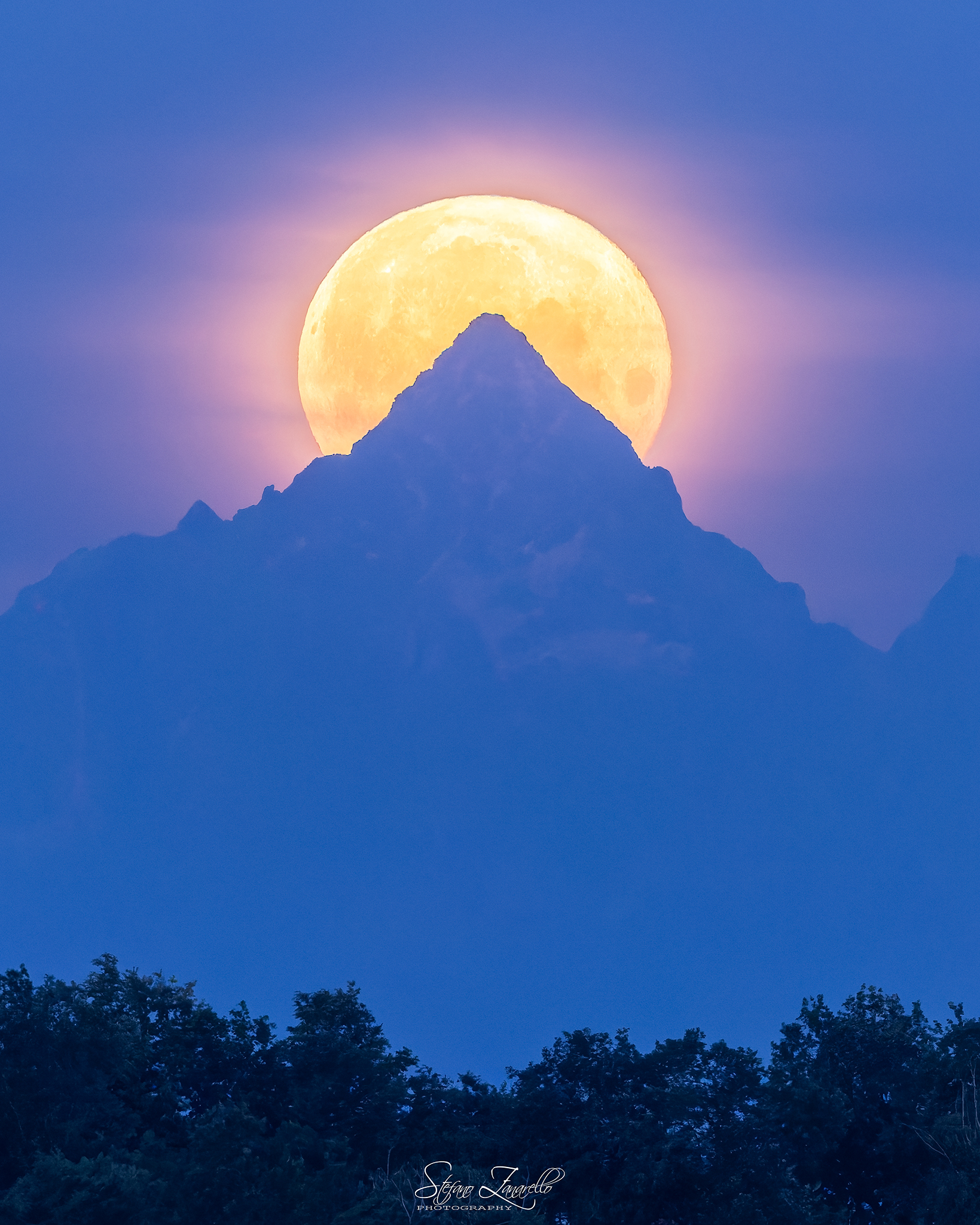 Il Monviso incoronato