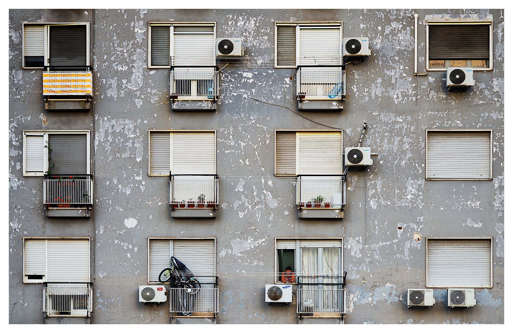 three for four, Naples
