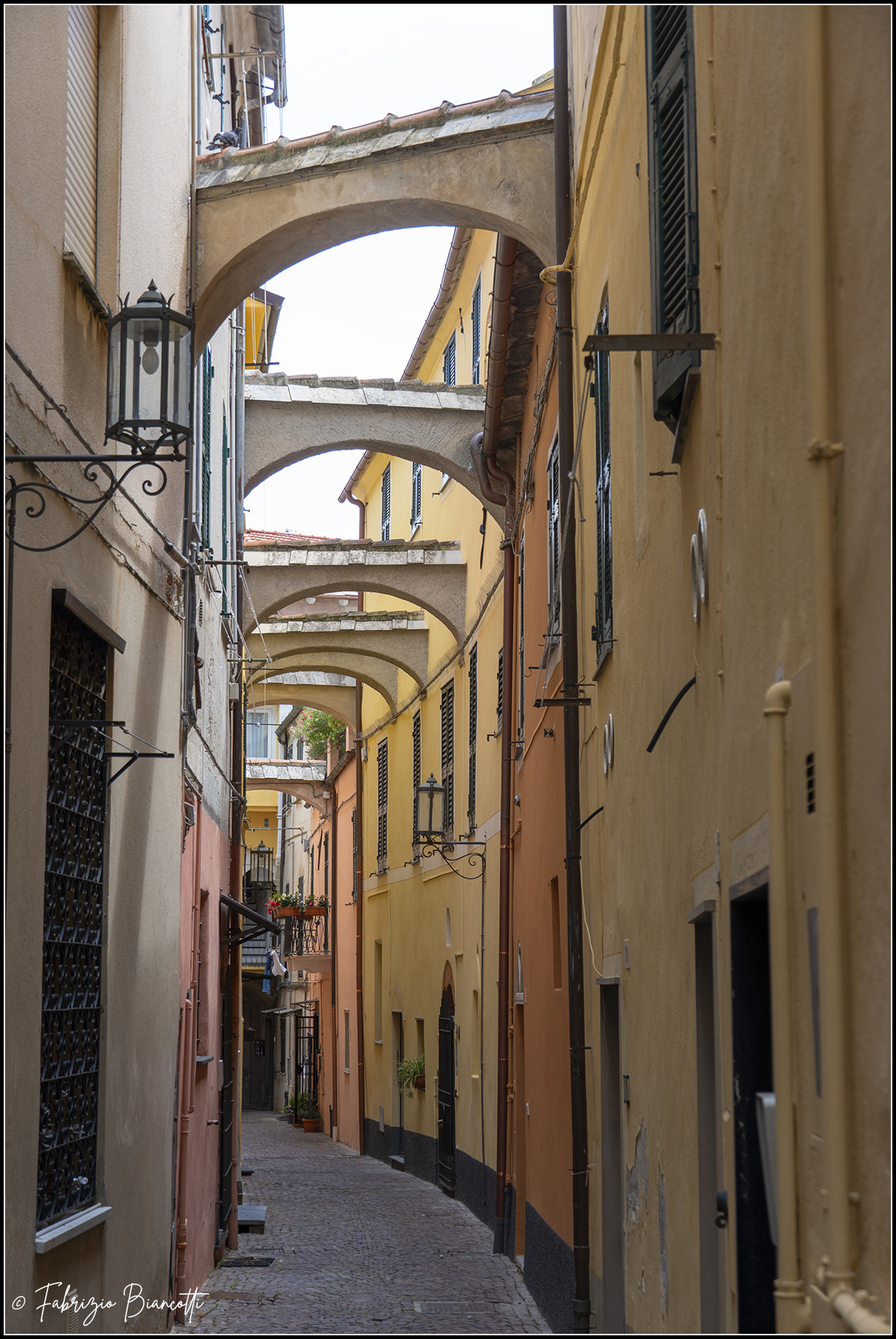 Smudging arches - Noli