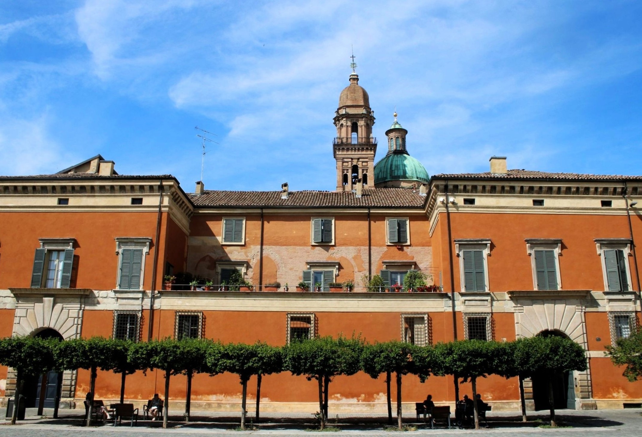 Sotto il cielo di Reggio