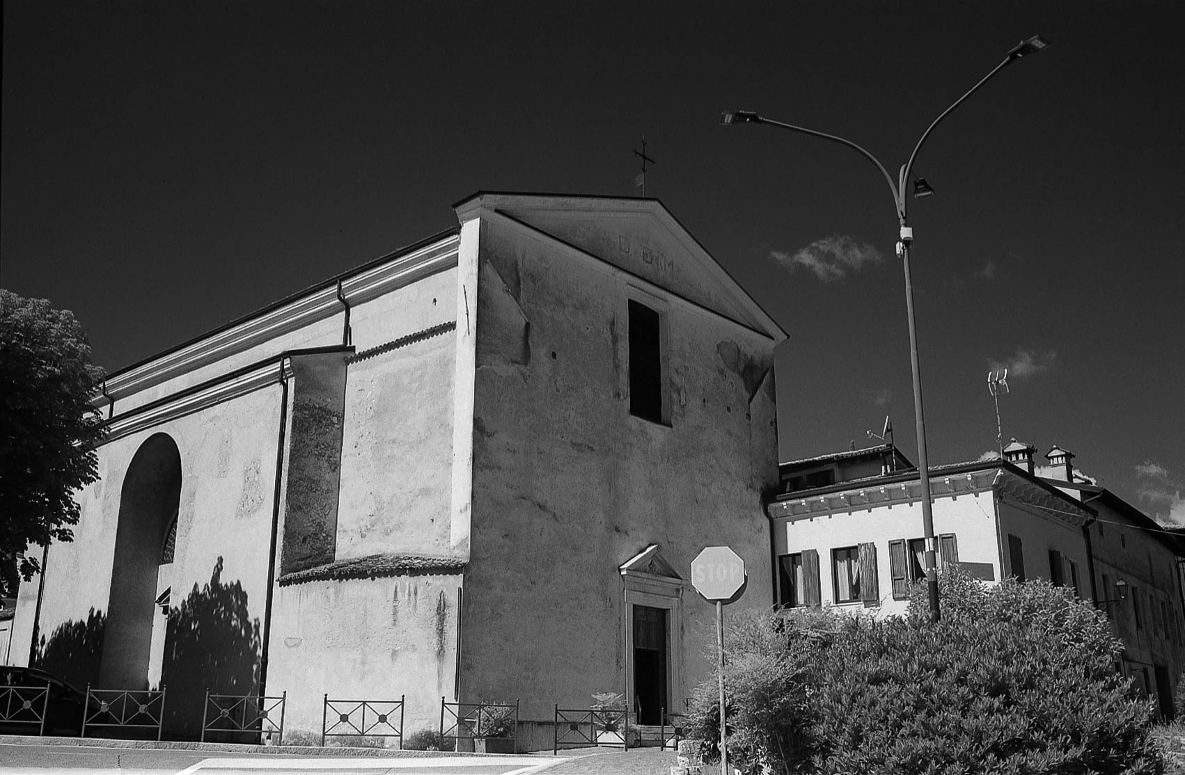 chiesa ,san michele arcangelo,puegnago del garda