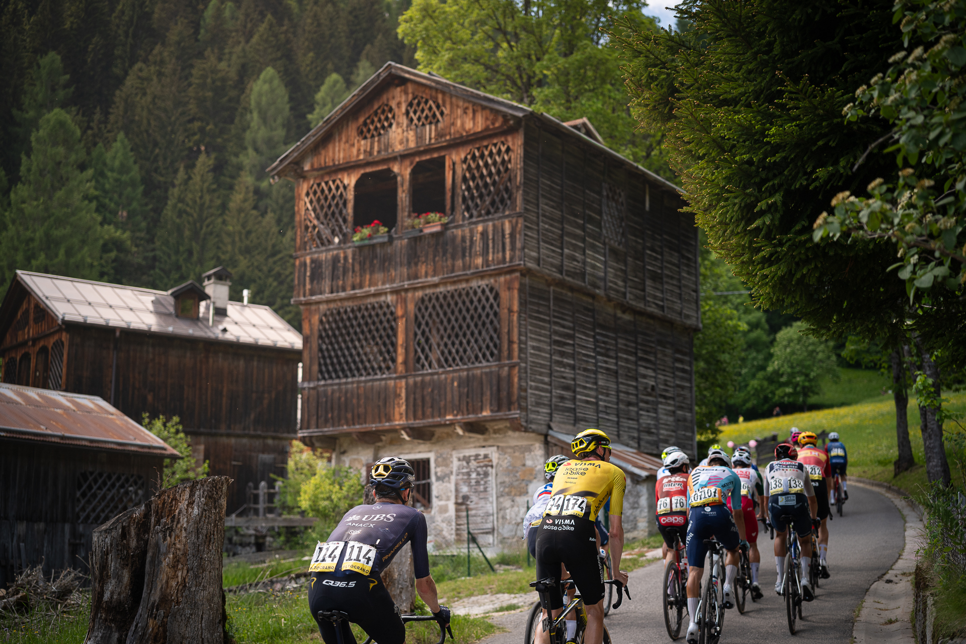The group at the Giro - Dolomites