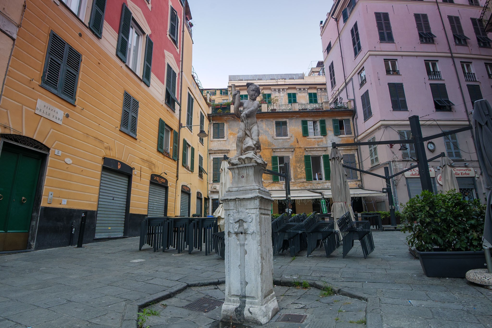 Genova Piazza delle Erbe