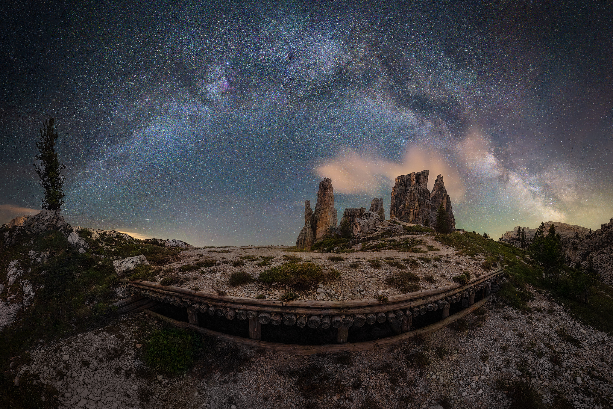 Cinque Torri, le trincee e la via Lattea