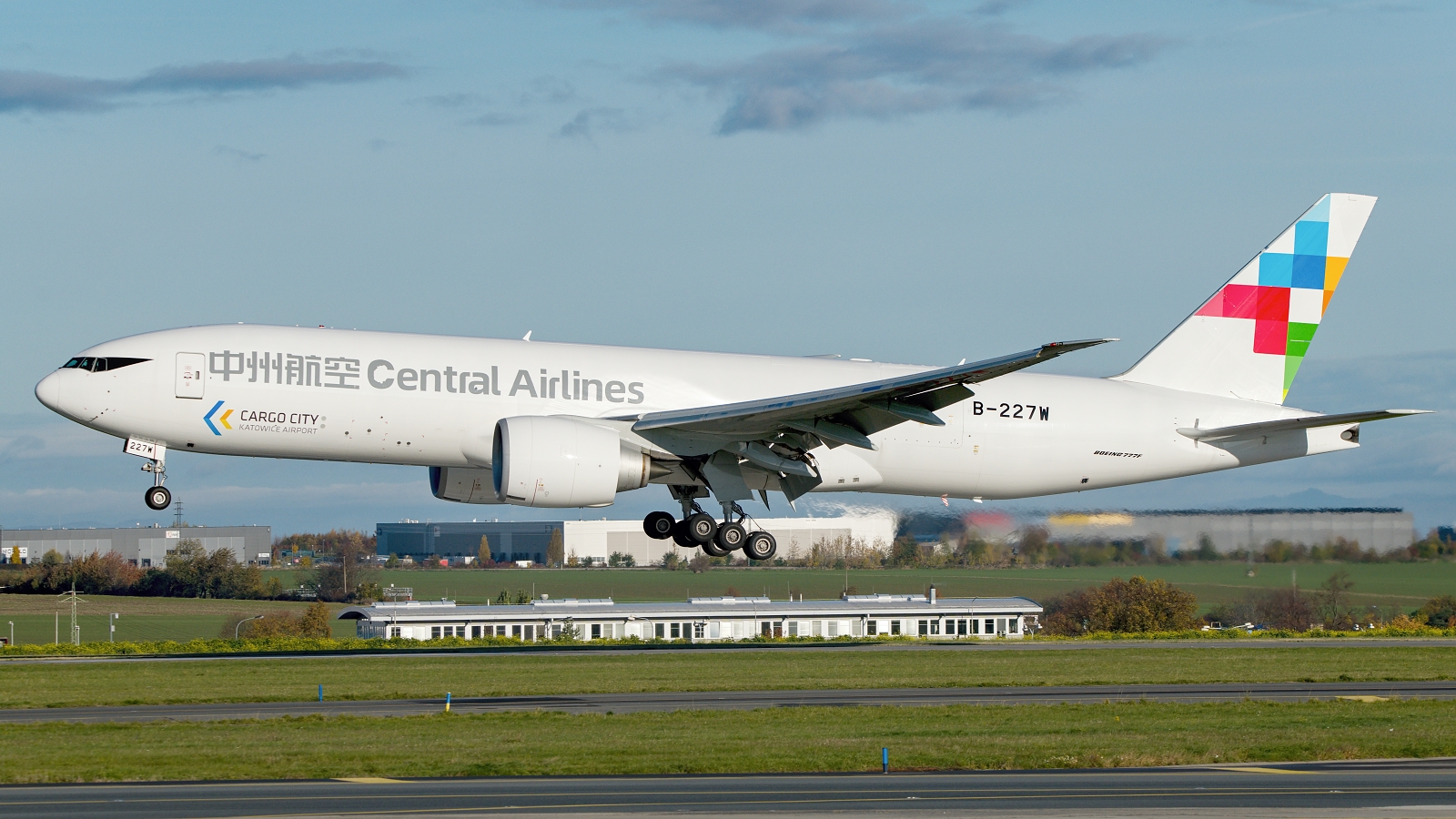 Central Airlines Boeing 777f