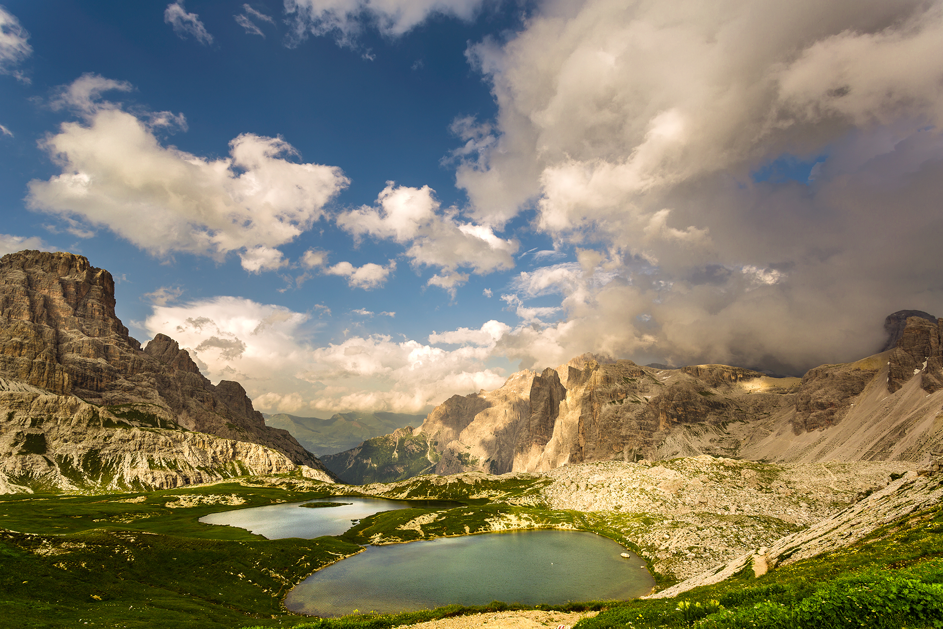 Ponds 3 Peaks at sunset