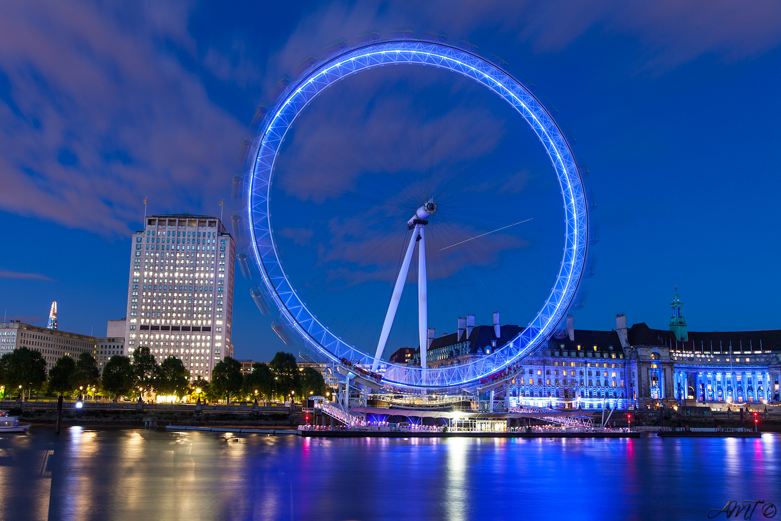 London Eye by night