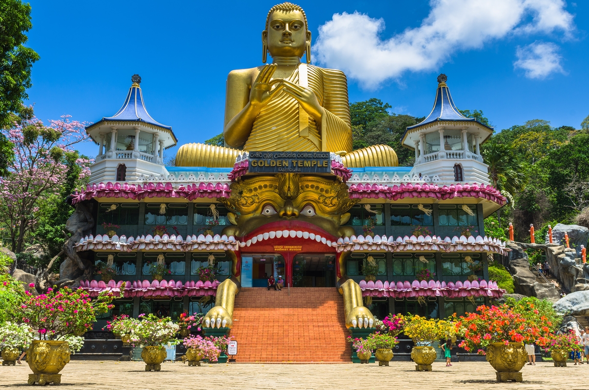 Sri Lanka - Dambulla - Golden temple