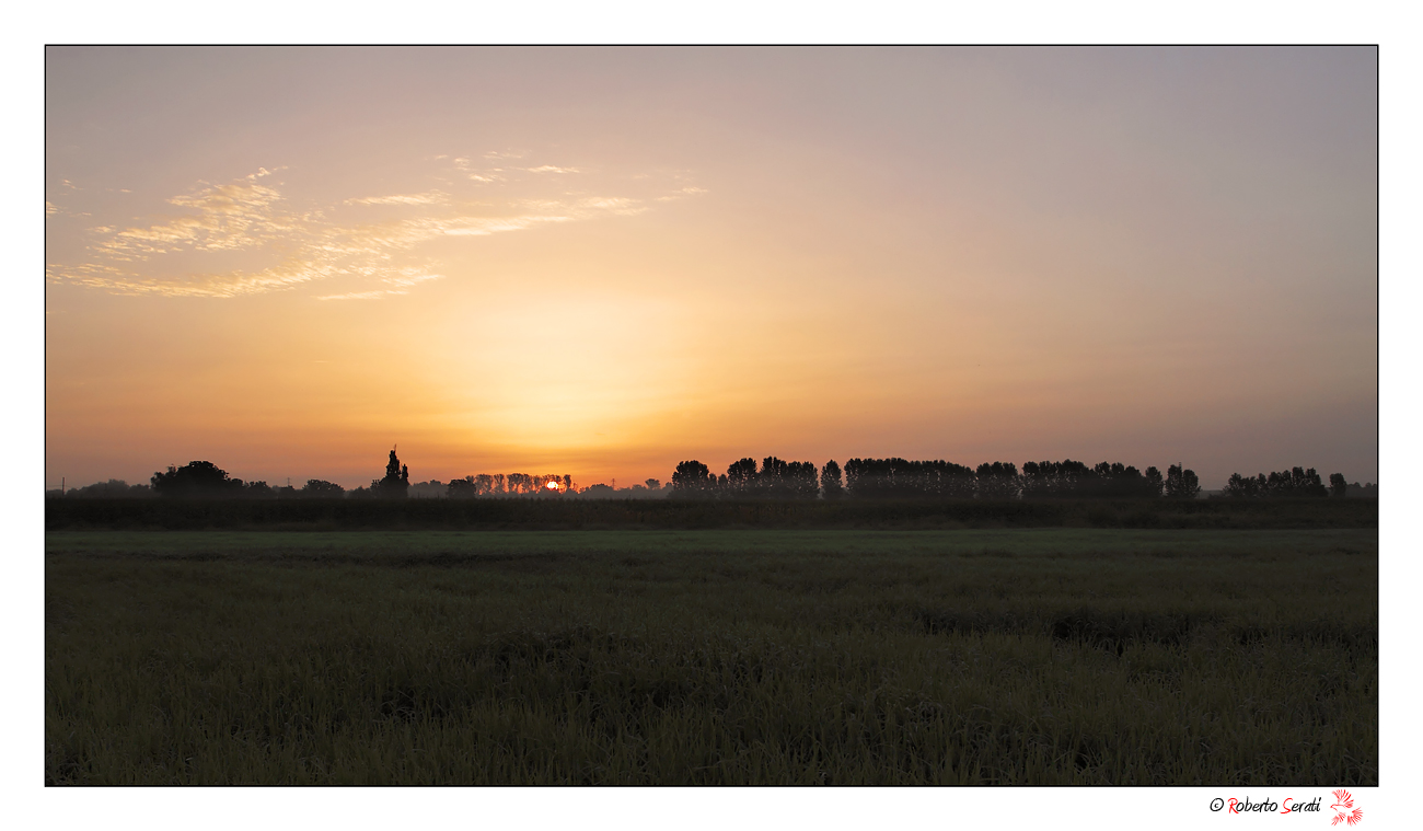 L' alba in campagna