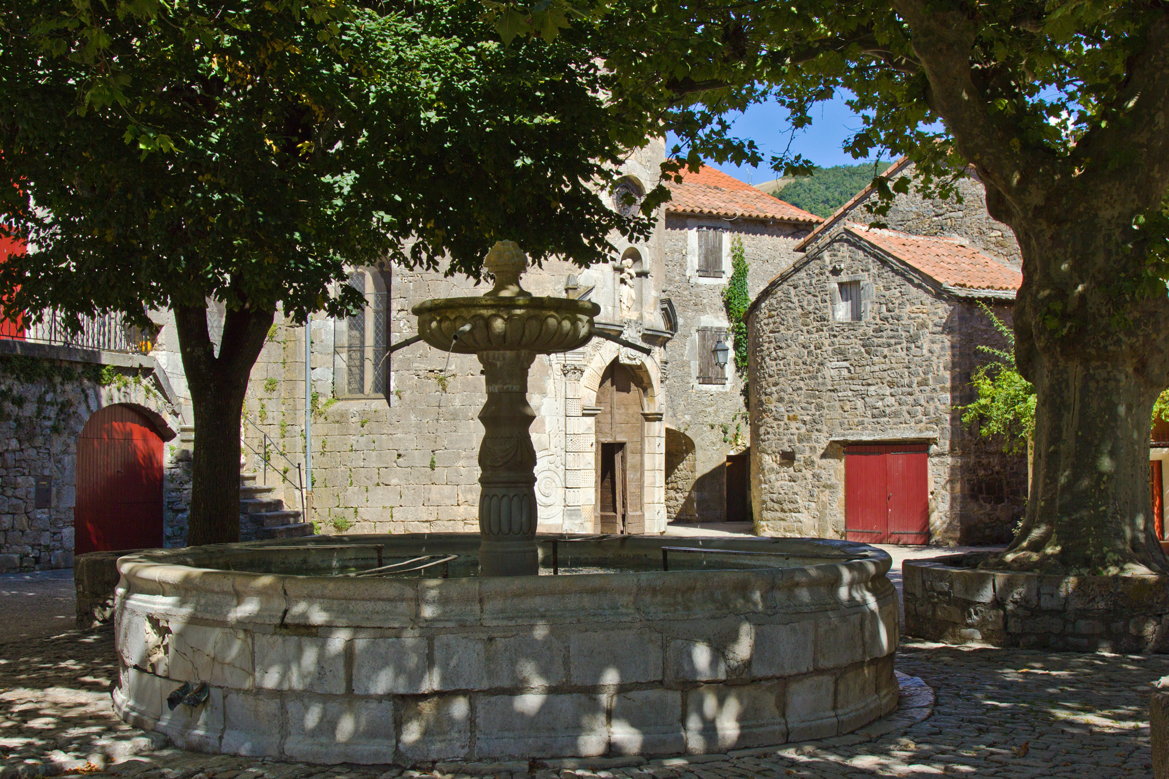 Sainte-Eulalie de Cernon