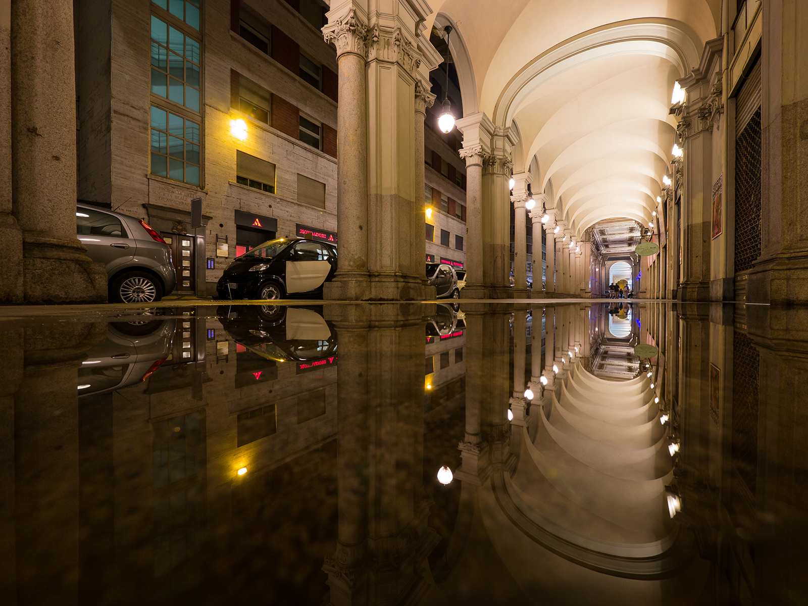 I portici di via Viotti