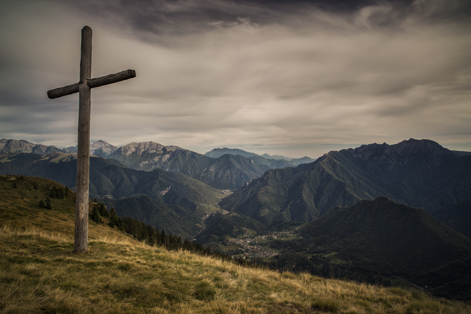dall'alto vi proteggo..