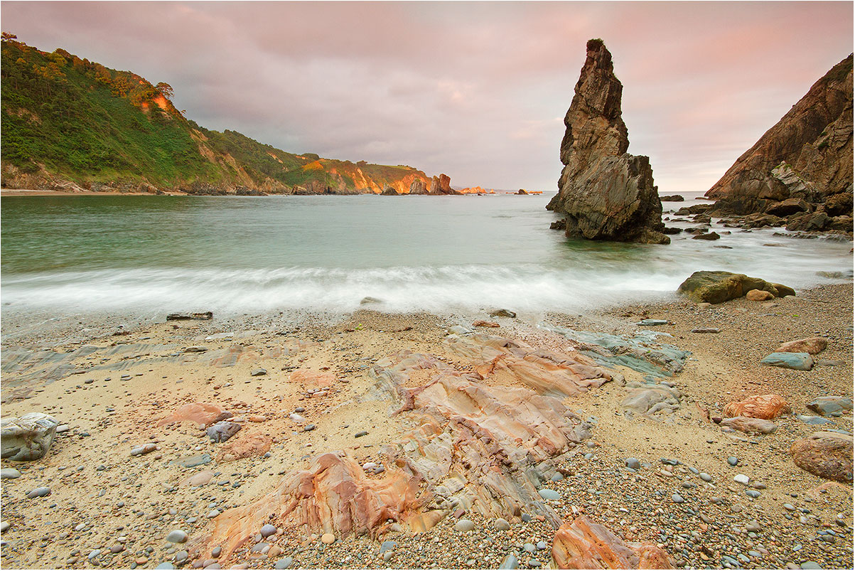 asturias: playa del silencio