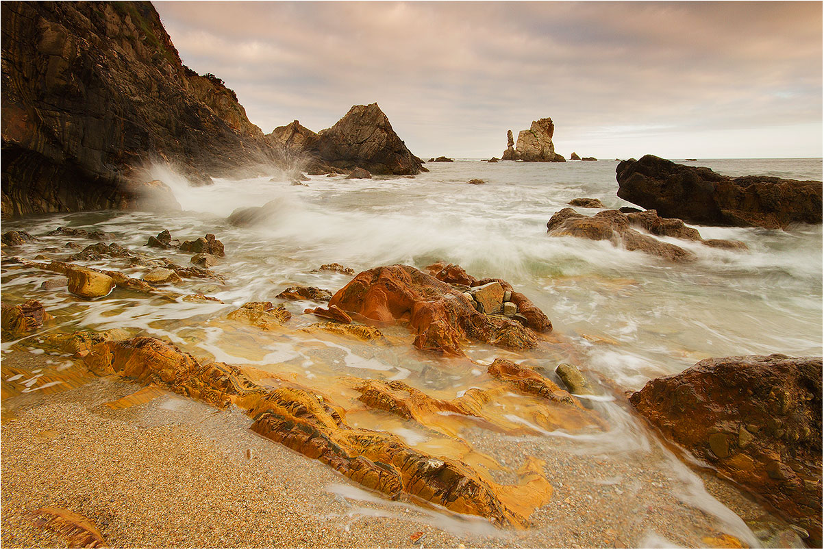 asturias: playa del silencio