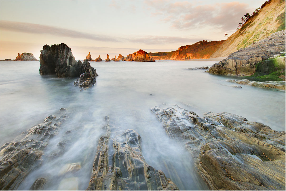 asturias: playa gueirua