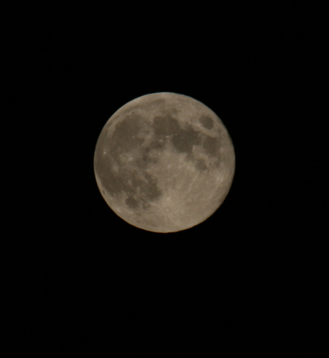 la mia prima luna ( trepiede scarso...)