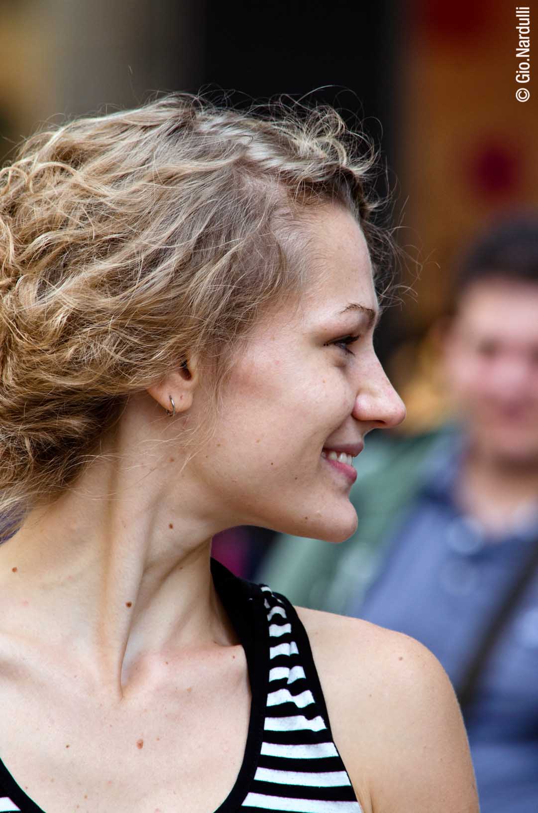 a flash between the loops