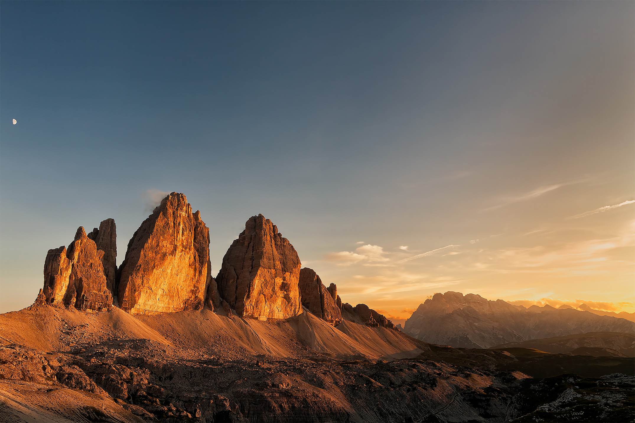 Three peaks from a single file