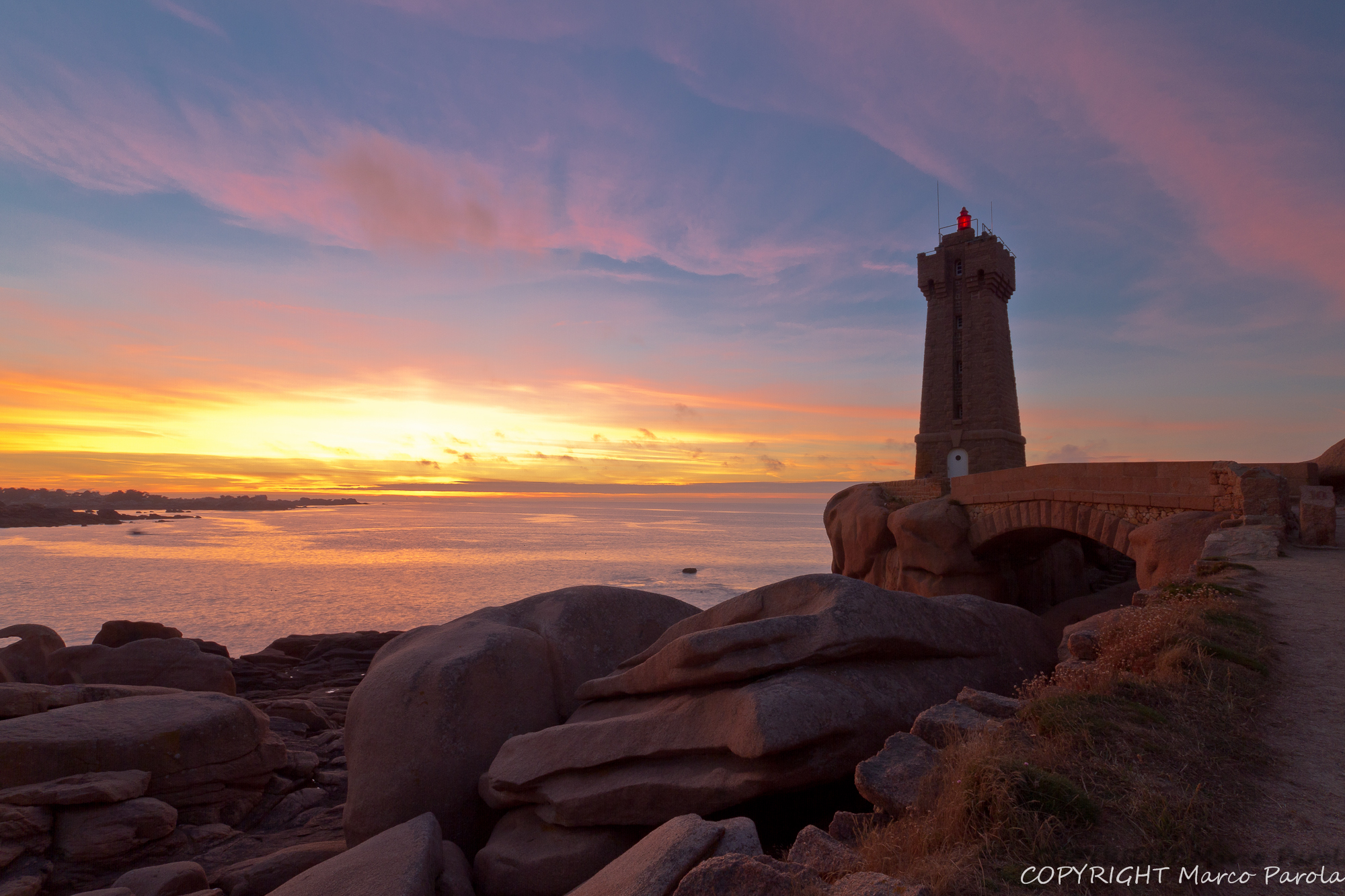 sunset at the lighthouse 2 (ploumanac'h)