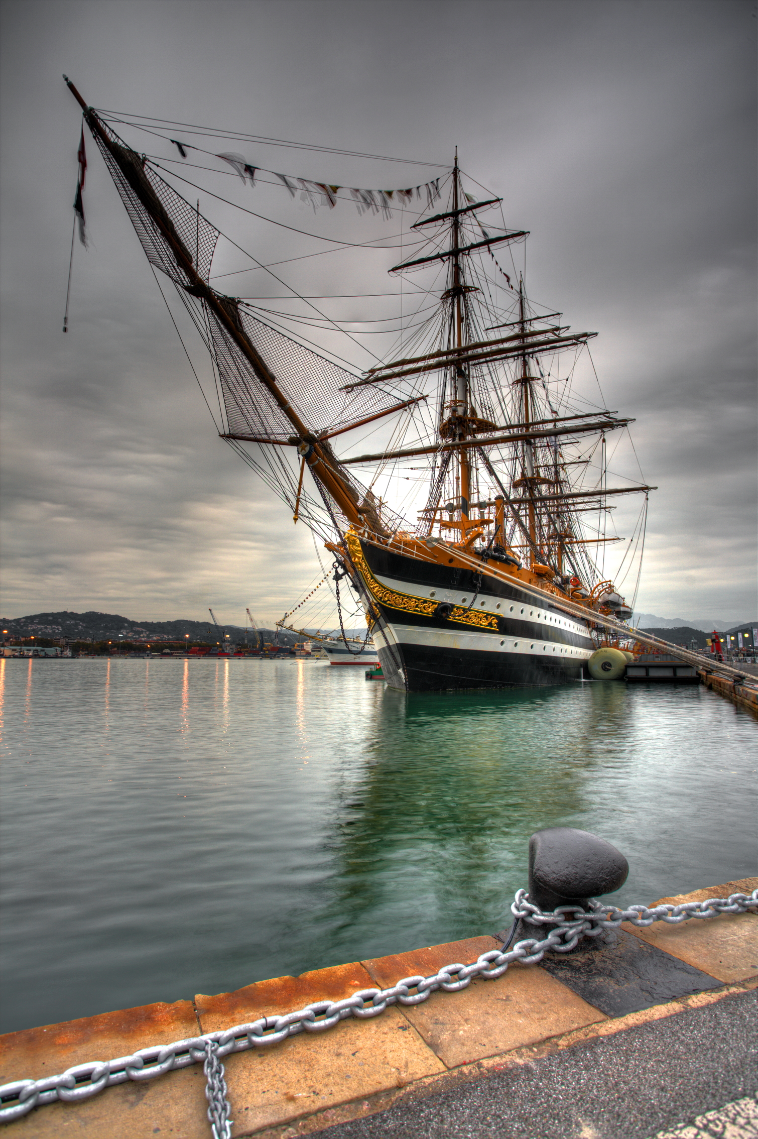 Amerigo Vespucci - Bow imposing