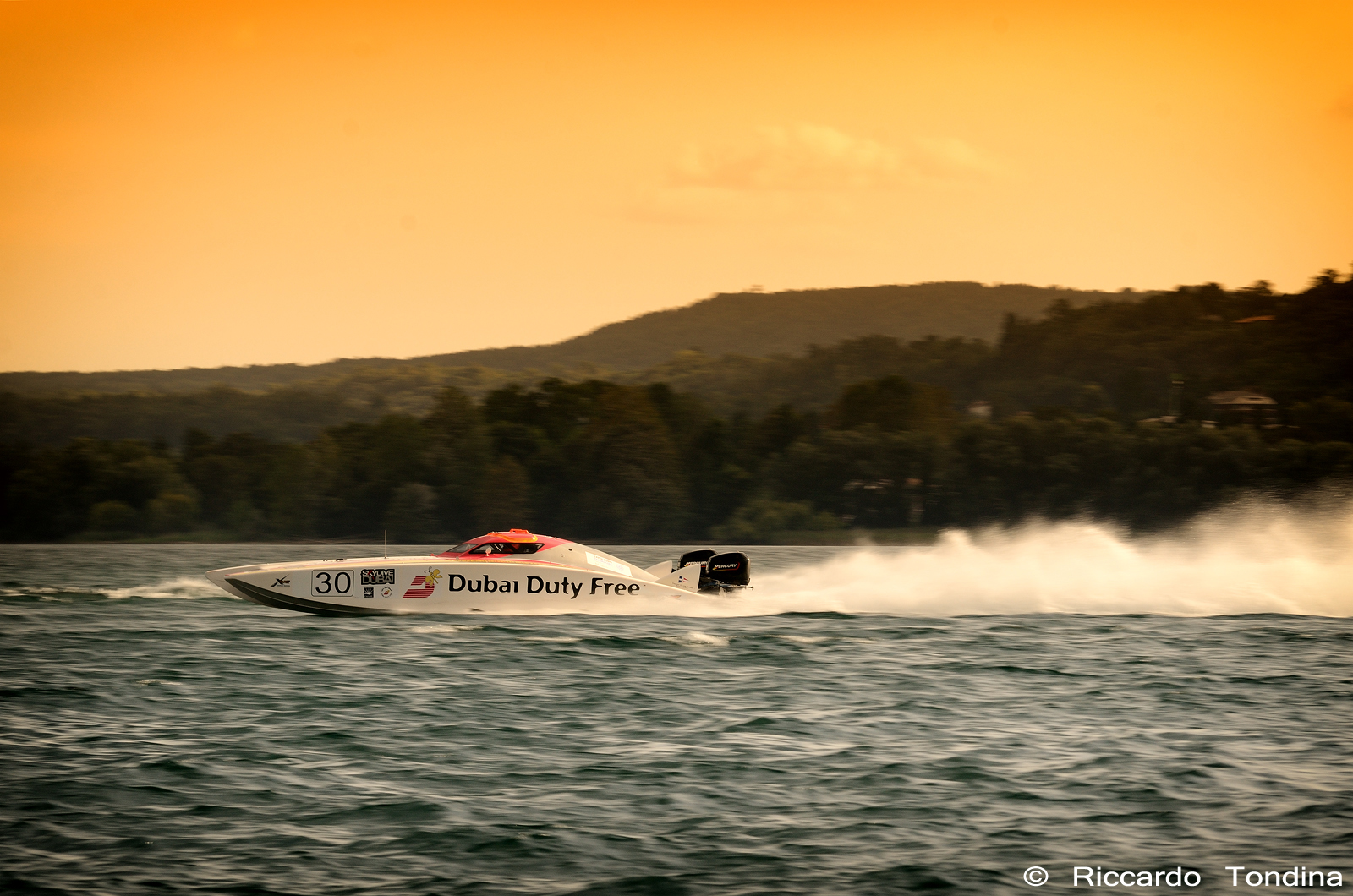 Offshore X-Cat. Arona, 2013 (No)