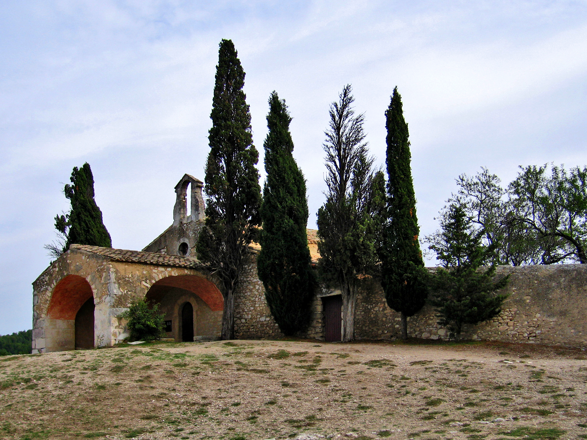 Chiesa e cipressi - Provenza