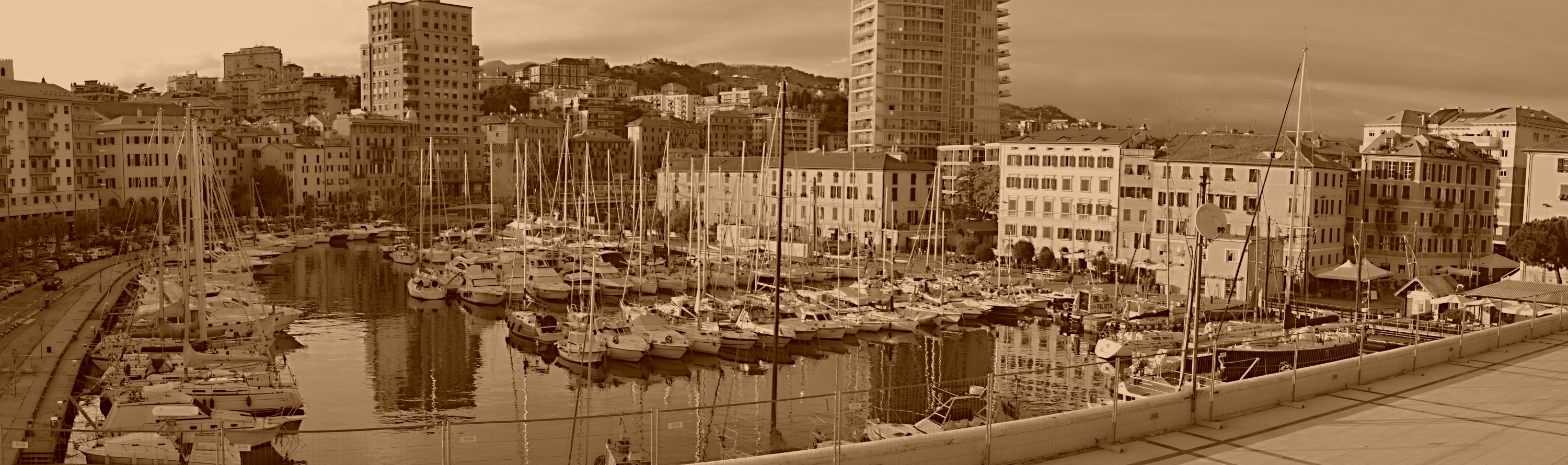Piccolo porto di Savona
