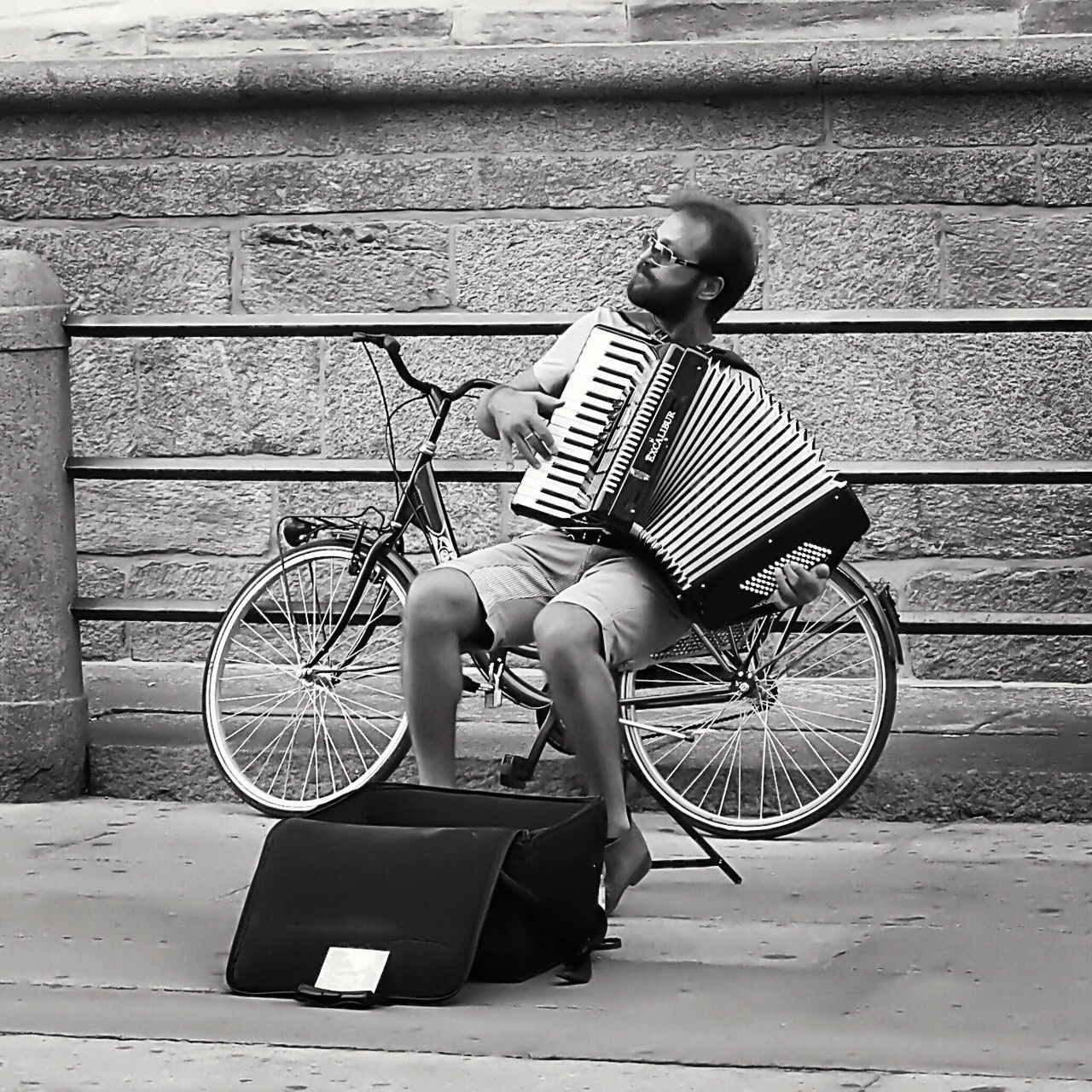 Il Duomo e i suoi musicisti di strada