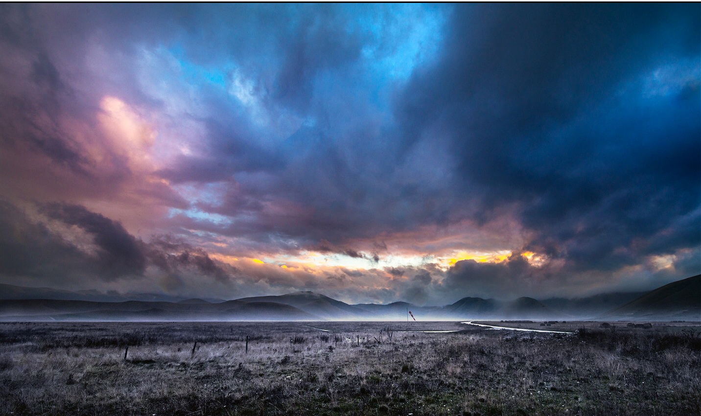 Tramonto a Castelluccio