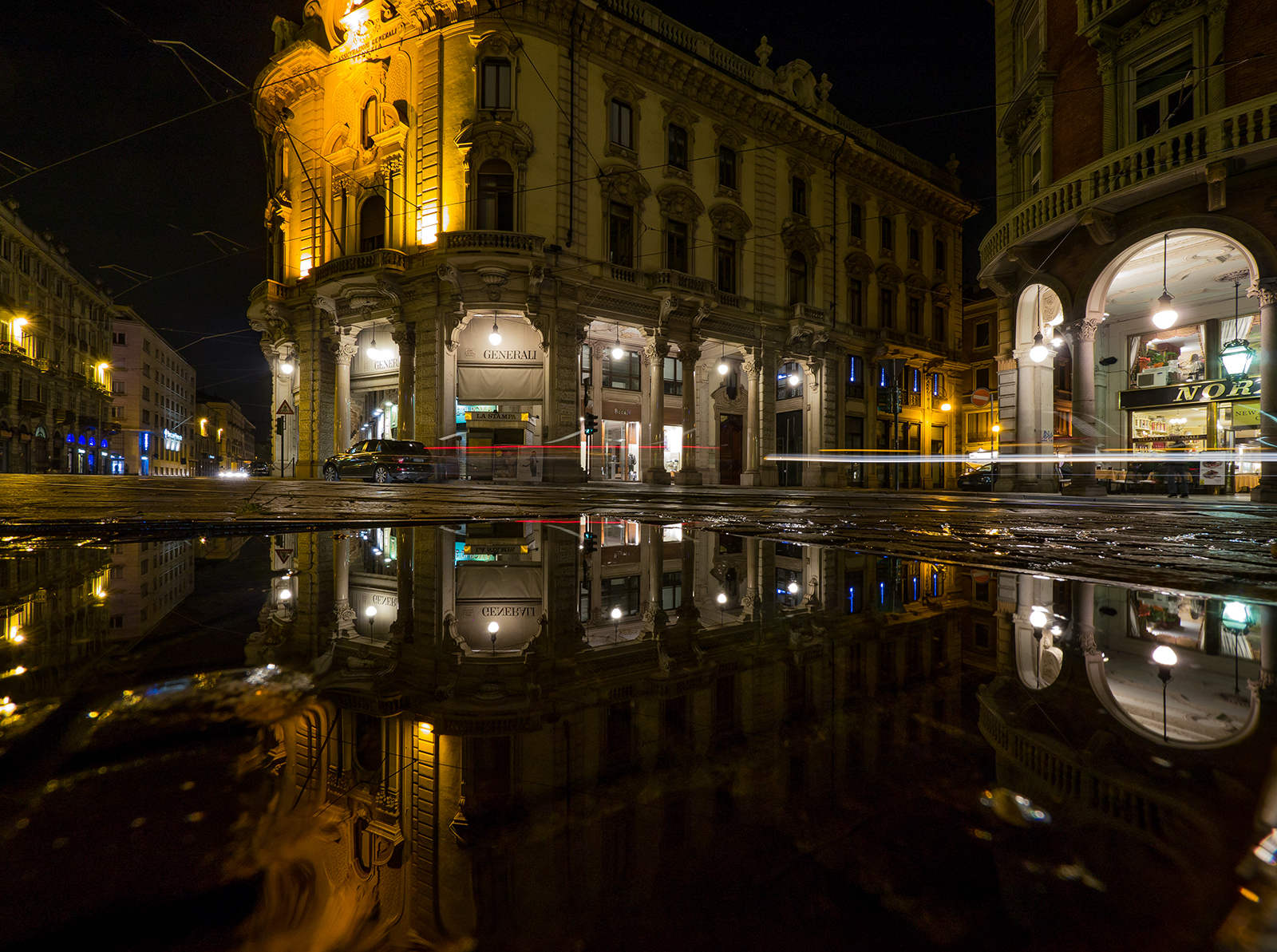 Via Cernaia angolo via Pietro Micca